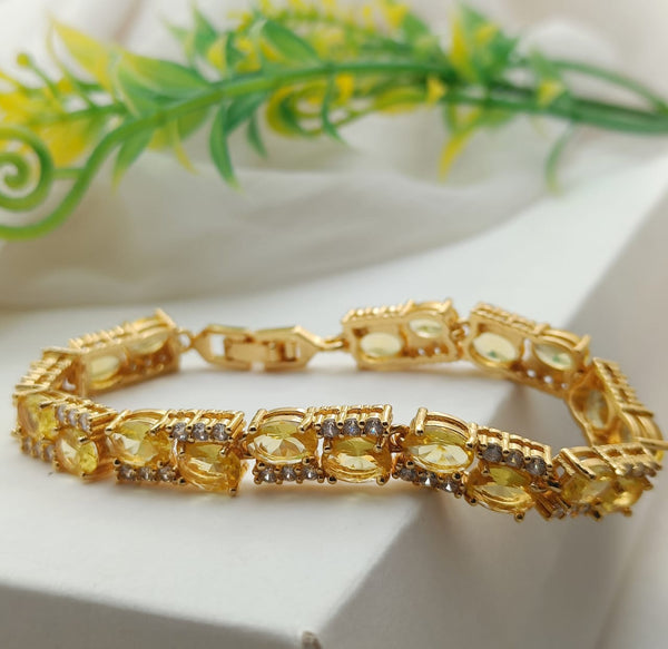 Elegance Bracelet with Clear Crystals